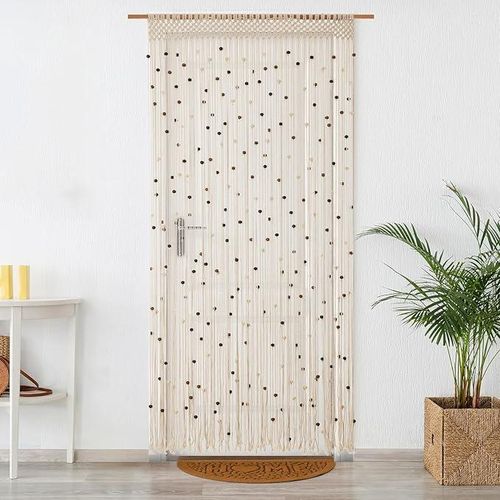 الستائر والأبواب